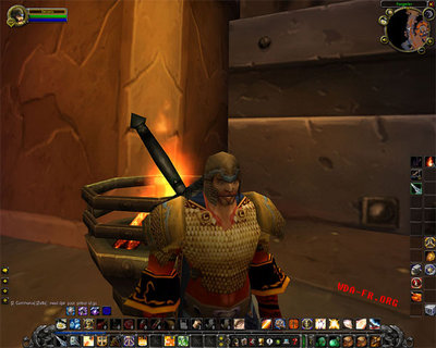 Zecasio : Paladin Humain de niveau 35.