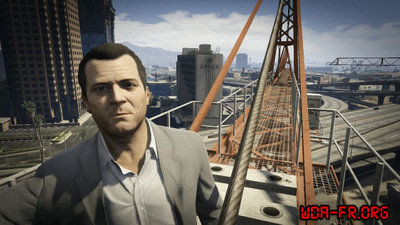 Auto-portrait de Michael, depuis un chantier de "Little Seoul".