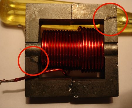 Et voilà ! une goutte de colle Cyanoacrylate (superglue) et le tour est joué.