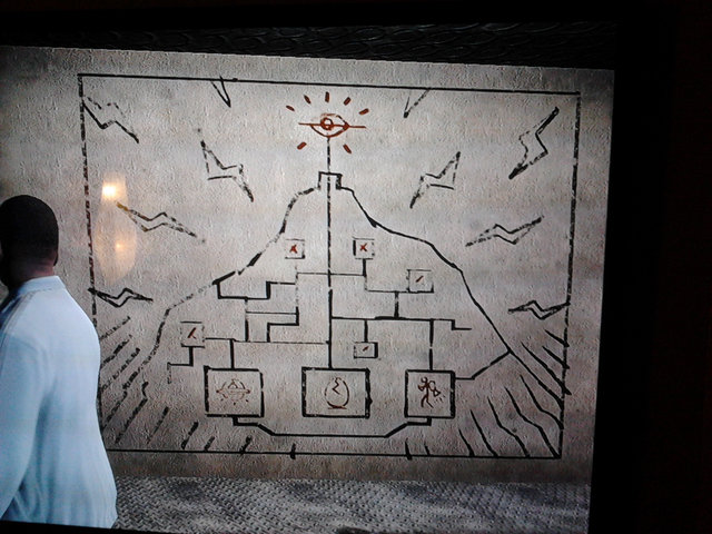 Un dessin énigmatique d'une pyramide.