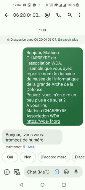 Echange SMS avec Mr "Emilien B.", Responsable de la publication du site du "Musée de l'informatique".