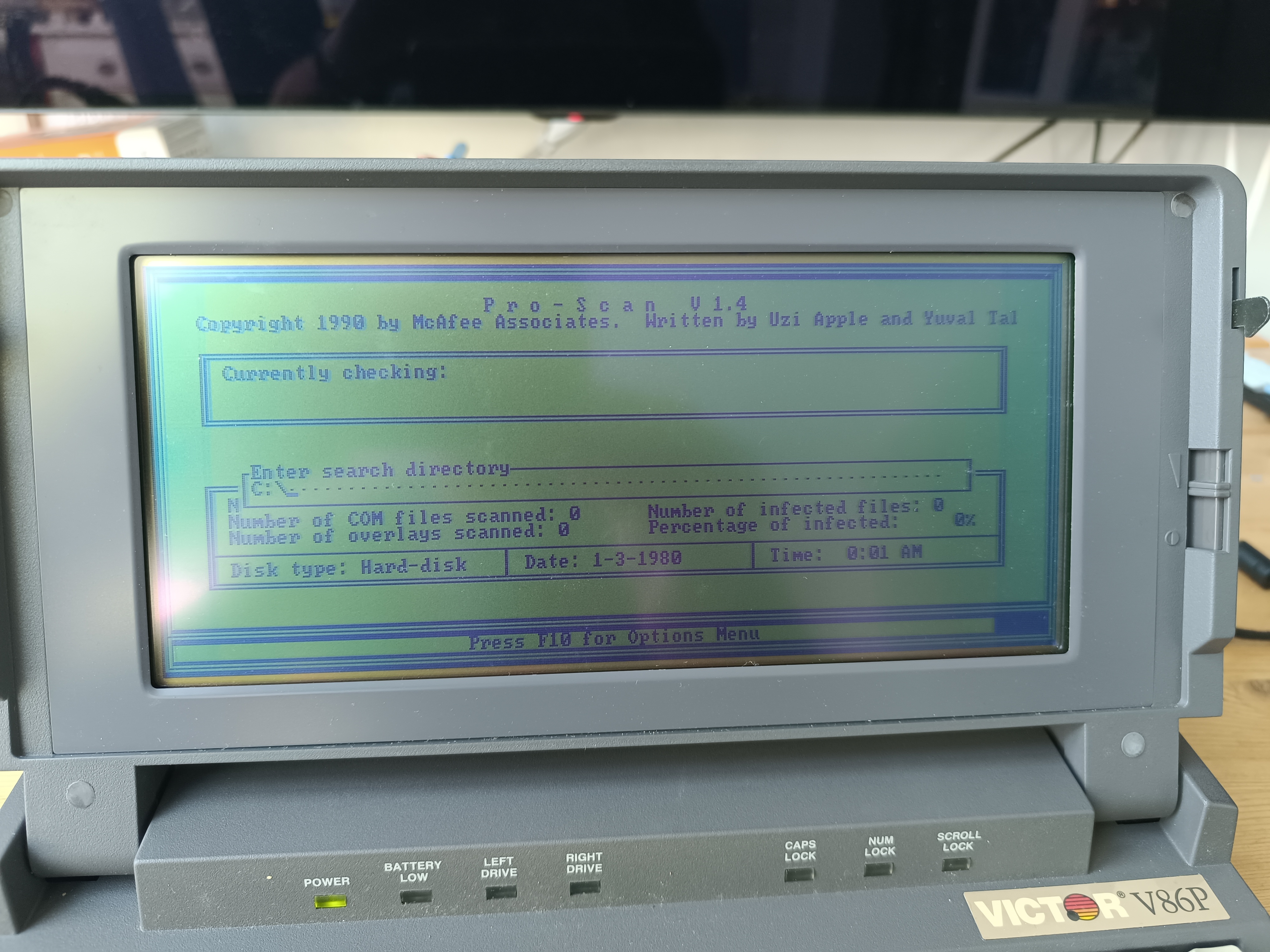 Pro-Scan 1.4 sur le Victor V86P.