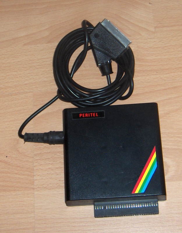 Carte  additionelle pour brancher un SINCLAIR ZX Spectrum+ sur une télé via la péritel.