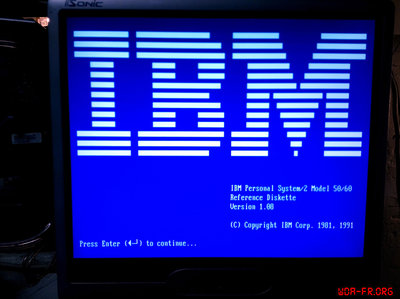 Démarrage d'initialisation BIOS (Ver. 1.08) sur un IBM PS/2 Model. 60.