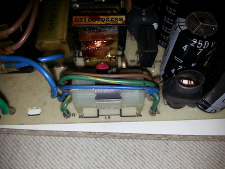 Composant inconnu de l'alimentation Apple IIe.