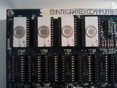 Here come a picture of the 4 ceramic ROMs.