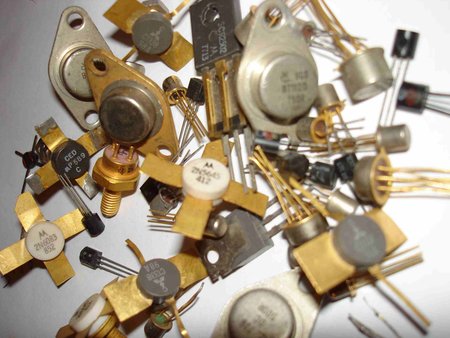 Transistors Très haute fréquence