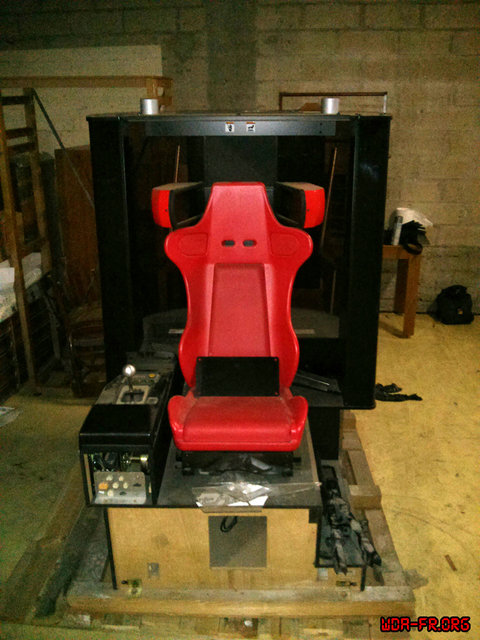 Face avant du cockpit.