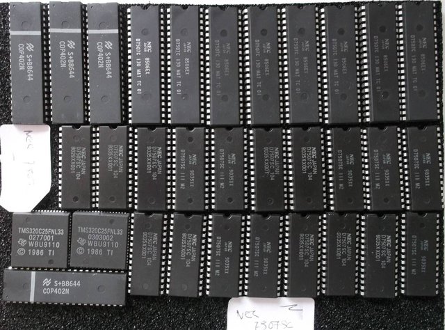 plein de doubles issus des infames lots refourgués aux amateurs