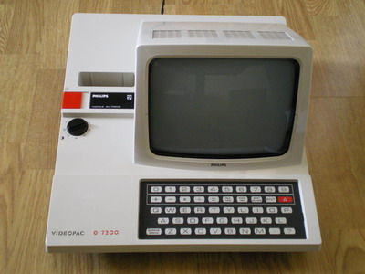 Avec son look minitel, la Philips Videopac G7200 est une console que j'affectionne particulièrement et je suis fier de son état esthétique et de fonctionnement...