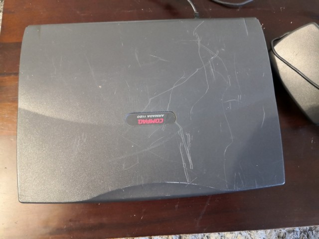 Compaq Armada 1120 capot