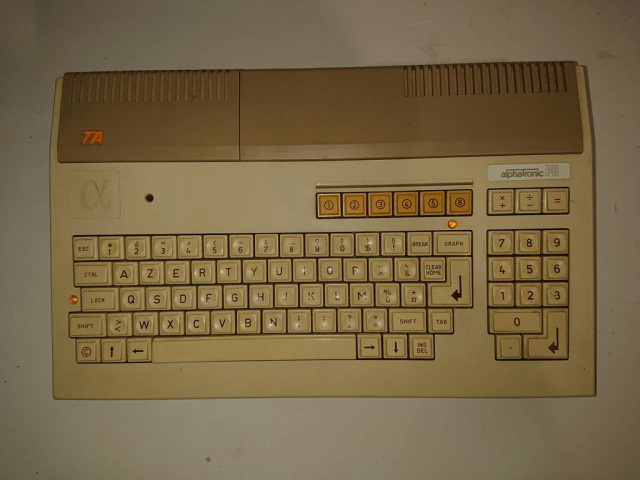 Triumph Adler alphatronic PC.JPG