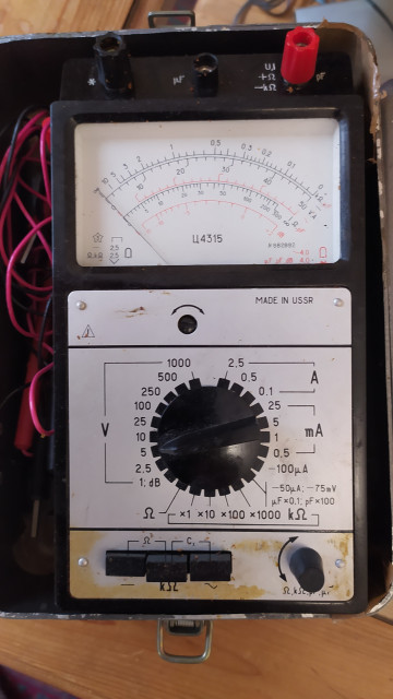 Multimêtre russe µ4315.jpg