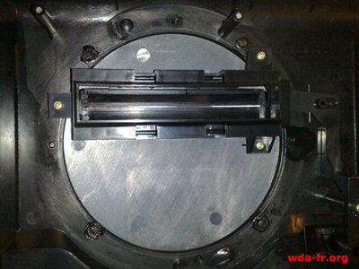 Verso du casing haut de la MegaDrive initiale.